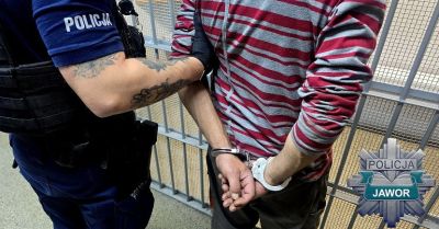 58-latek usłyszał zarzuty po kradzieży i próbie kradzieży
